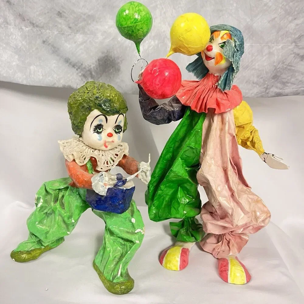 Lot Of 2 Vintage Hand Made Paper Mache Clowns Folk Art Mexico Beautiful EUC